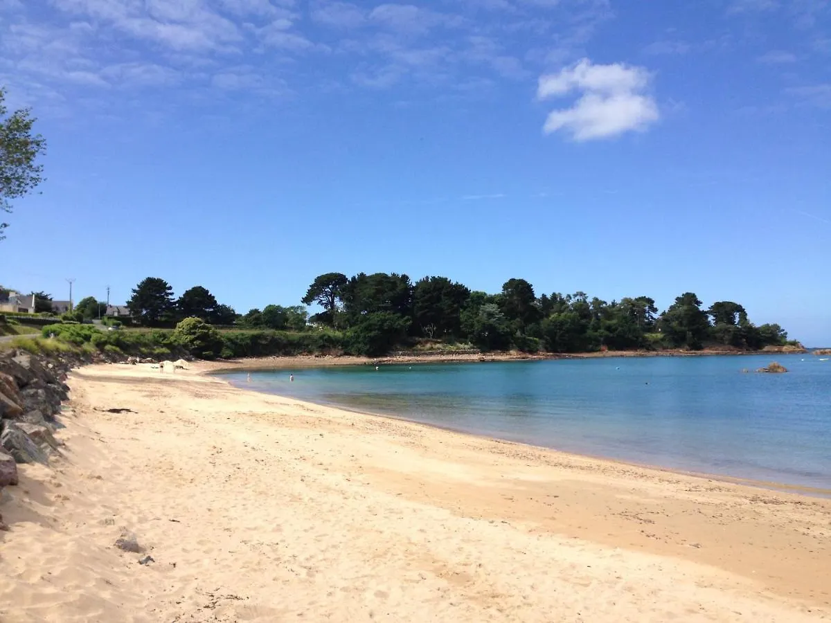 Holiday home Gite De Kereveur, Loguivy De La Mer Ploubazlanec